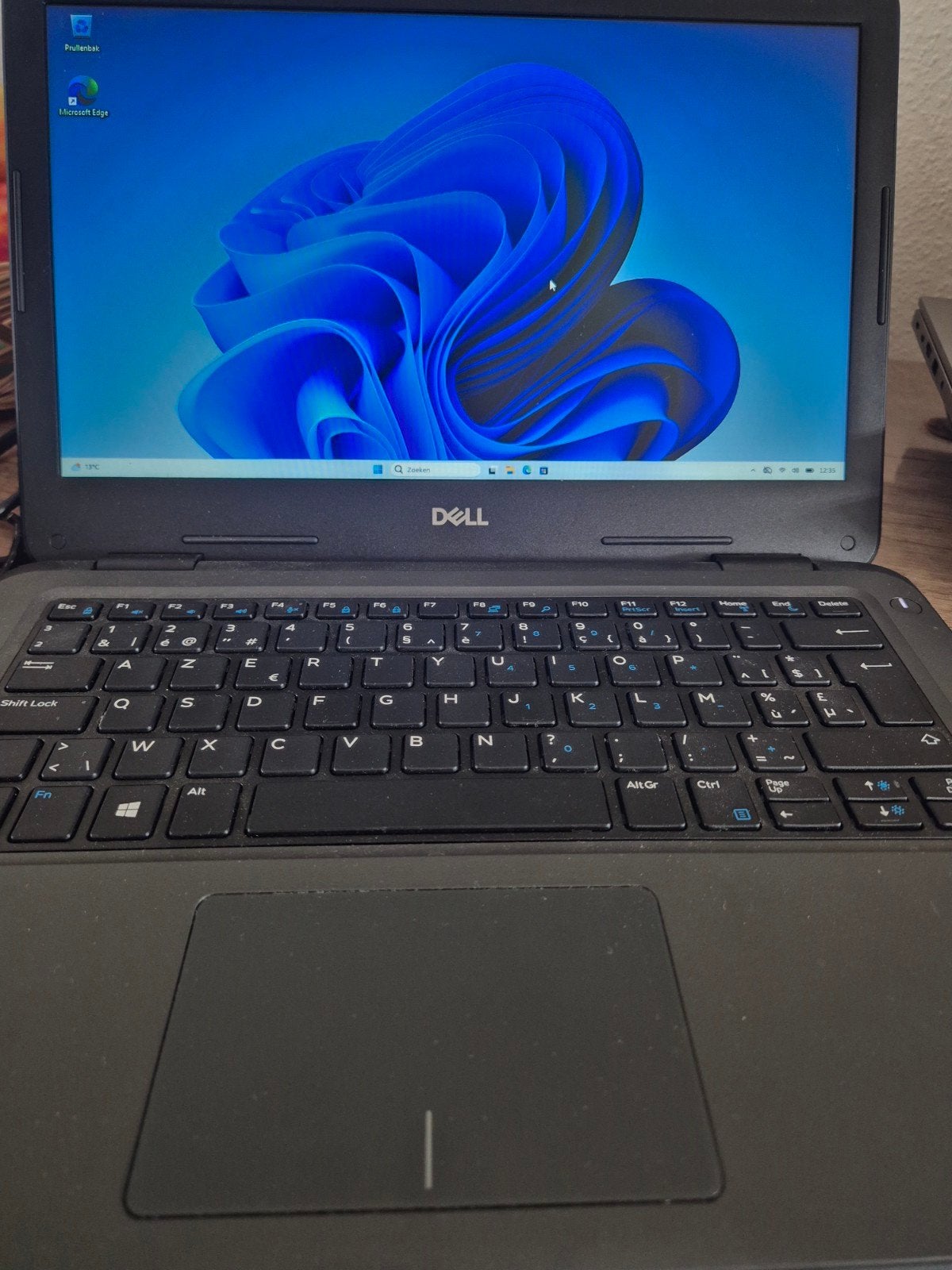 Laptop, Computers en Software, Ophalen, Intel i3 core, 2 tot 3 Ghz, Dell Latitude 3310