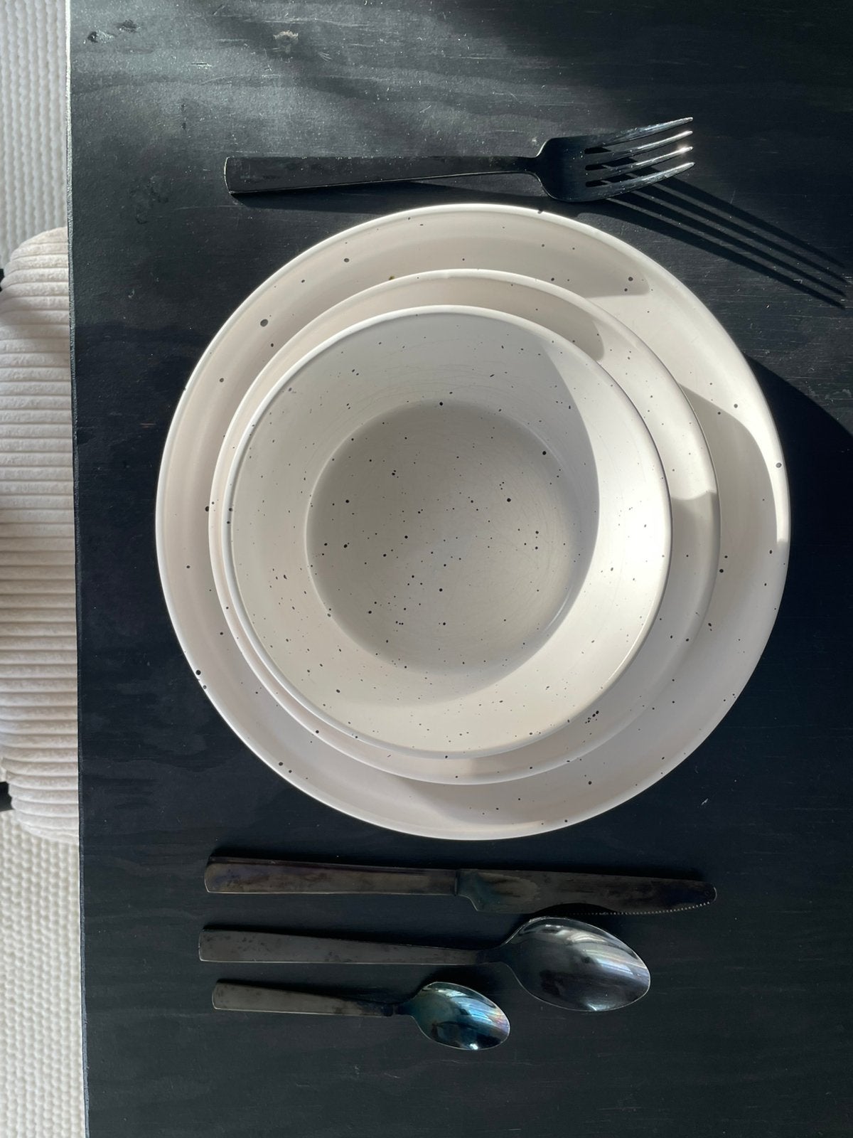 Servies en bestek 12 personen, Maison & Meubles, Cuisine | Vaisselle, Enlèvement, Utilisé, Assiettes(s)