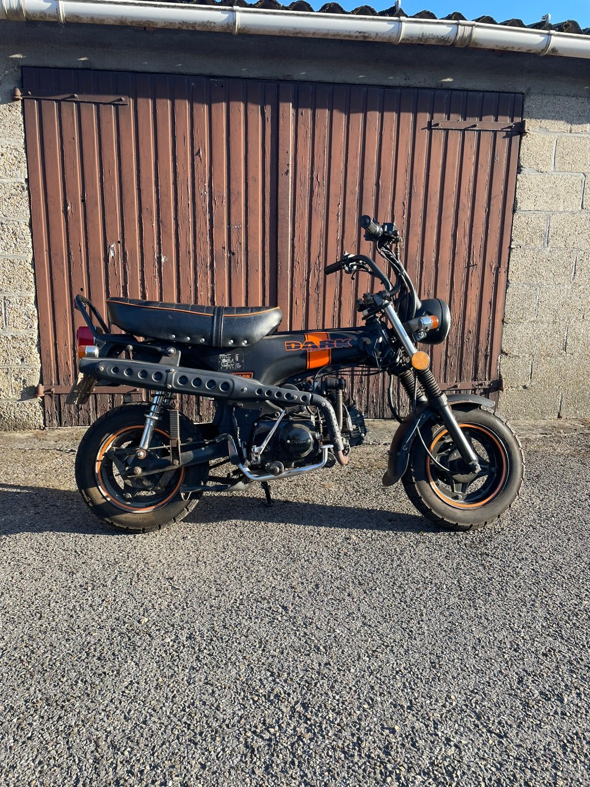Skyteam Dark 50, 4 vitesses, 49 cm³, Classe B (45 km/h), Enlèvement