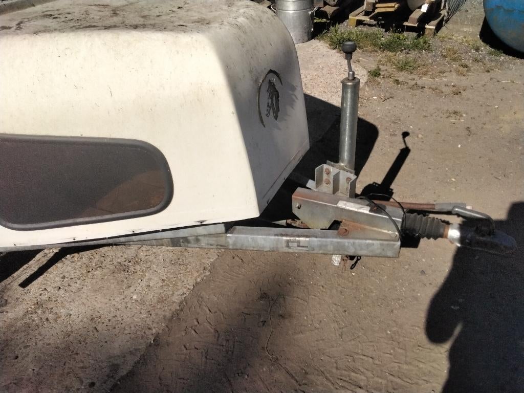 Paardentrailer chassis, Animaux & Accessoires, Chevaux & Poneys | Semi-remorques & Remorques, Utilisé, Remorque 2 chevaux, Autres matériaux