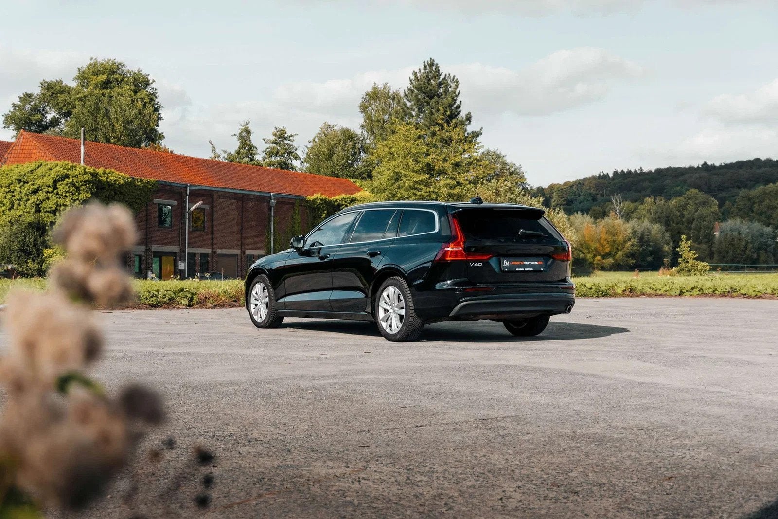 Volvo V60 2.0 D3 (automatique), Autos, Achat, Entreprise, Noir, V60