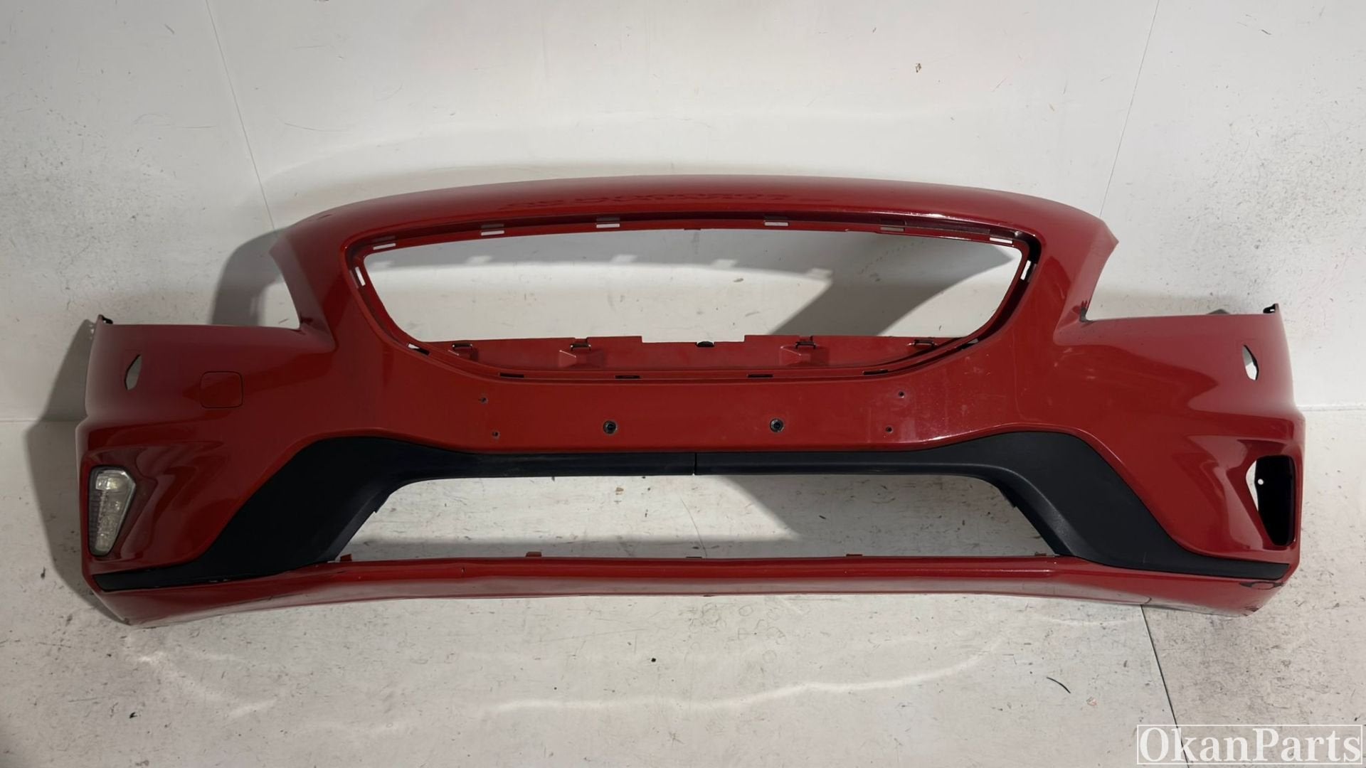 Pare-chocs avant Volvo V40 R-Design 31347085, Autos : Pièces & Accessoires, Info@fabrikant.eu, Fabrikant BV, Pare-chocs, Fabrikantstraat 1
1000 AA  Amsterdam, NL