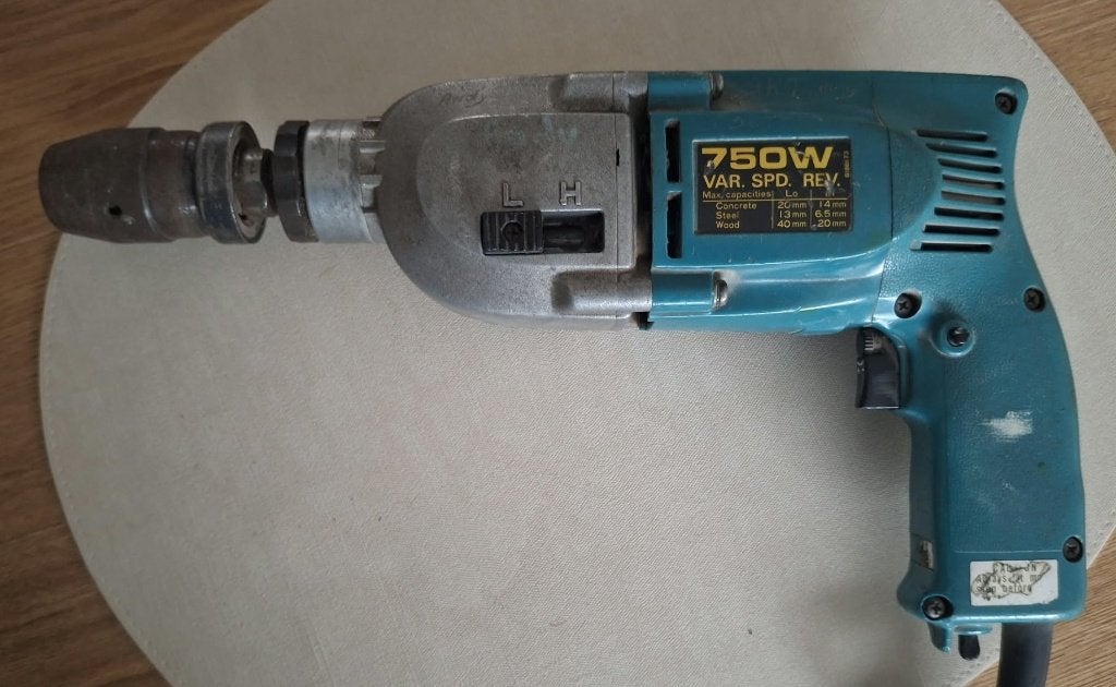 Perceuse Makita, Bricolage & Construction, 600 watts ou plus, Enlèvement, Utilisé, Perceuse