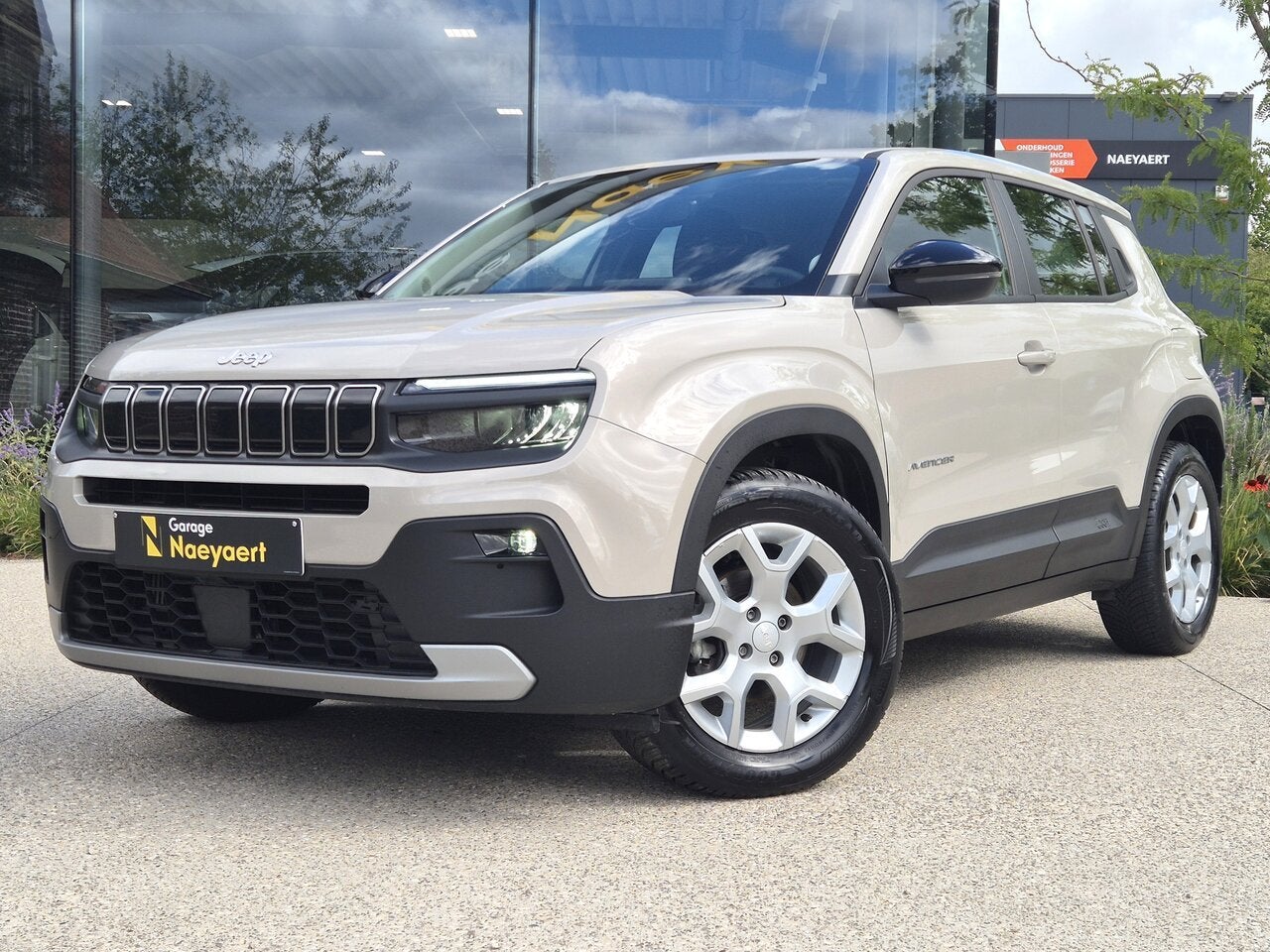 Jeep Avenger Altitude - 1.2 turbo, Auto's, 0 kg, 0 cilinders, https://public.car-pass.be/vhr/25d99eaa-542c-4e1e-9740-35f0bfc55d44