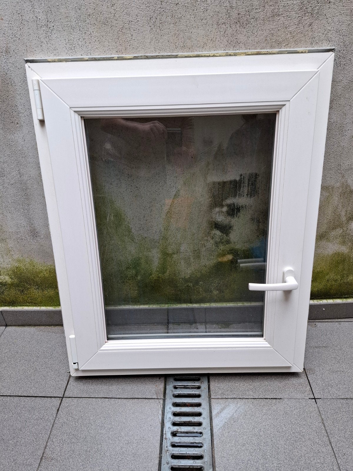 PVC raam met dubbelglas, Ophalen