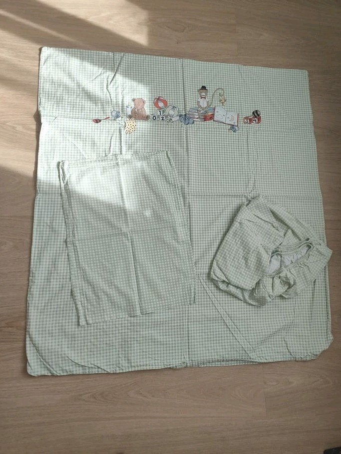 Superbes draps-housses pour lit de bébé ou berceau, Enfants & Bébés, Enlèvement, Lit à barreaux, IKEA, Garçon ou Fille
