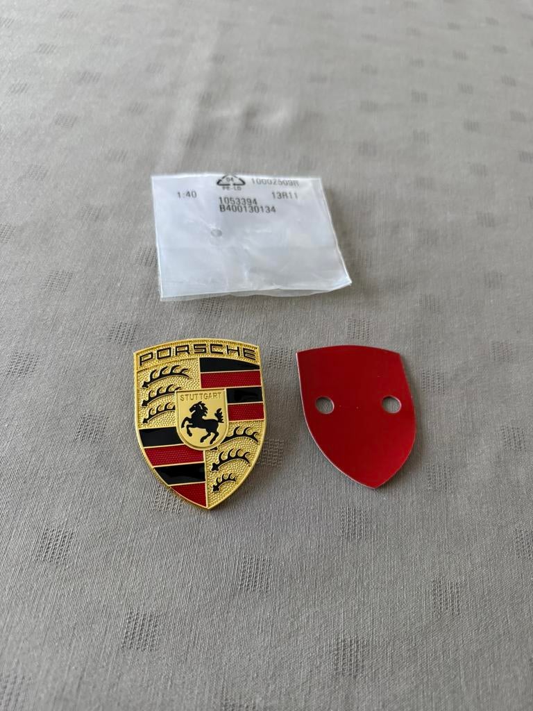 Porsche motorkap embleem logo, Verzamelen, Ophalen of Verzenden, Zo goed als nieuw