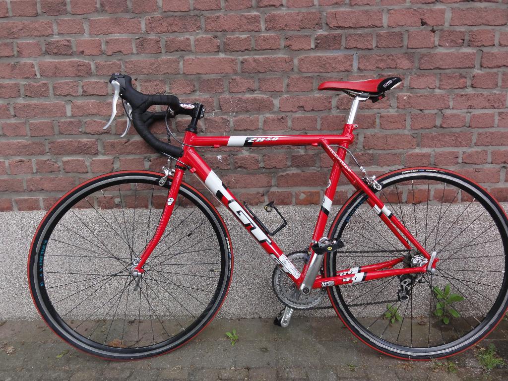 GT ZR 5.0 designed in CALIFORNIA Handmade 95 Euro, Fietsen en Brommers, Fietsen | Racefietsen, Ophalen, 28 inch, Aluminium, Zo goed als nieuw