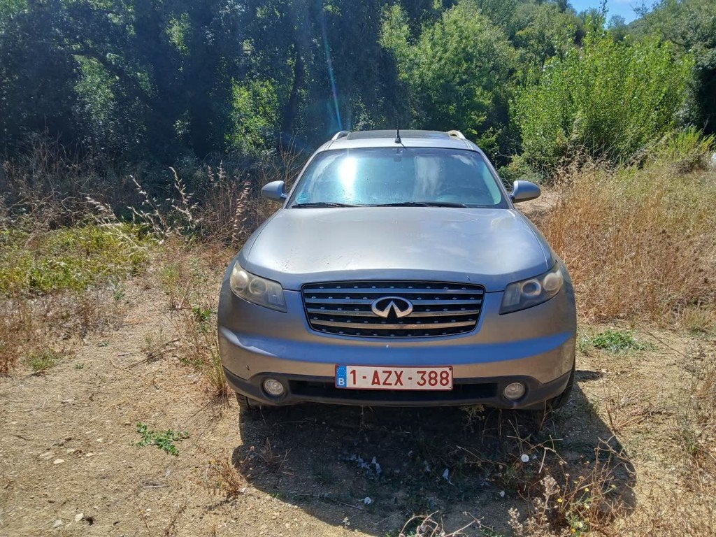 Infiniti FX35 2005 · 170.000 km · LPG · auto 4WD, Autos, Cuir, Achat, 2 places, Automatique