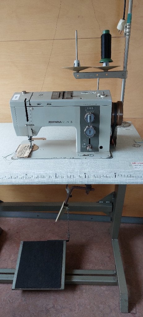 Industrirle naaimachine Bernine, Hobby en Vrije tijd, Ophalen, Gebruikt, Bernina, Naaimachine