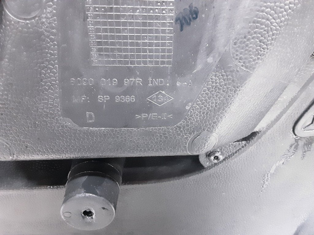 PANNEAU DE PORTE AVANT DROIT Master III (FV) (809001997R), Autos : Pièces & Accessoires, Renault, Mevr. I. Hauben, Utilisé, Rue de l'Espoir 34 34
4030  GRIVEGNÉE, BE
