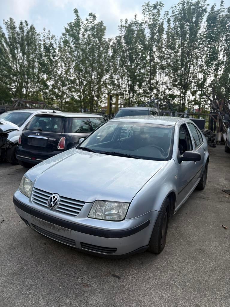 VOLKSWAGEN BORA ALLE ONDERDELEN BESCHIKBAAR, Ophalen, Gebruikt, Volkswagen