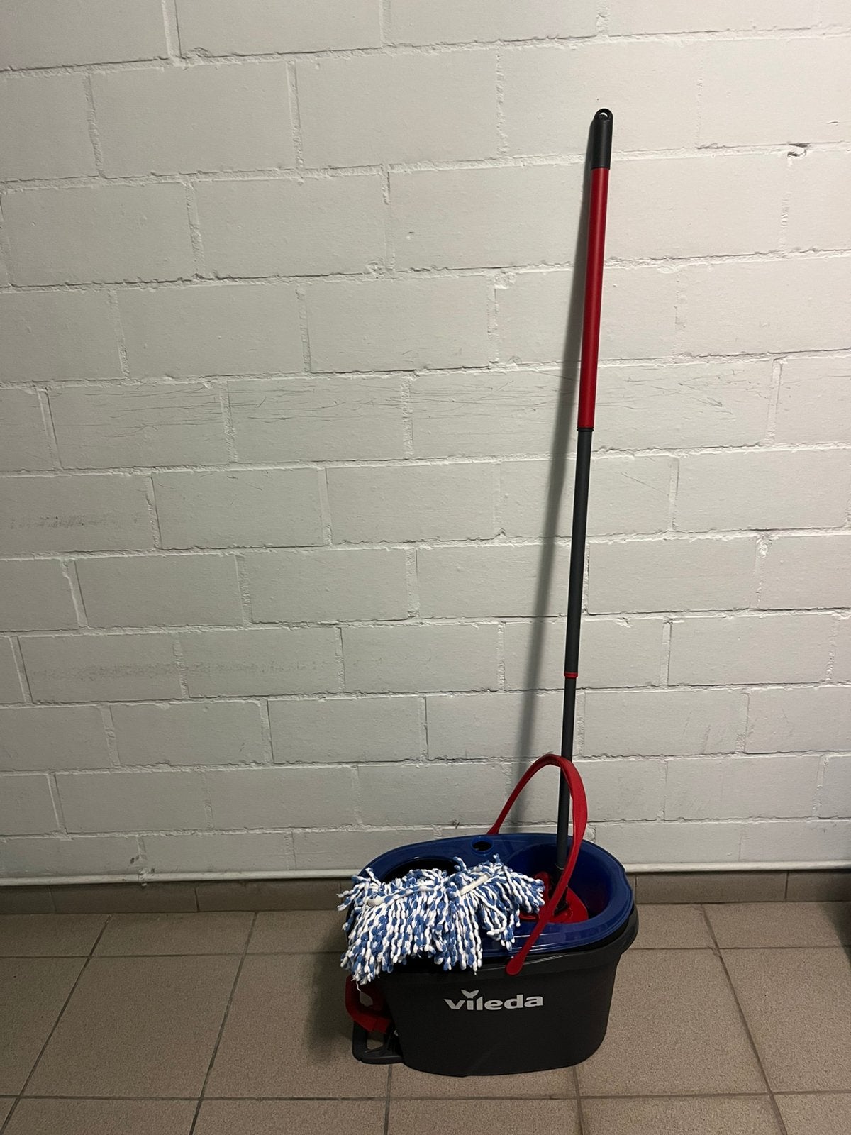 Vileda dweilsysteem, Enlèvement