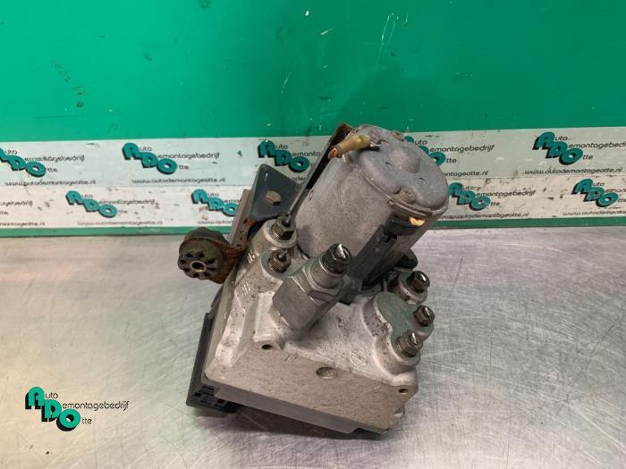 ABS Pomp van een BMW 5-Serie (5-Serie 95-), Gebruikt, -, -, Ophalen of Verzenden