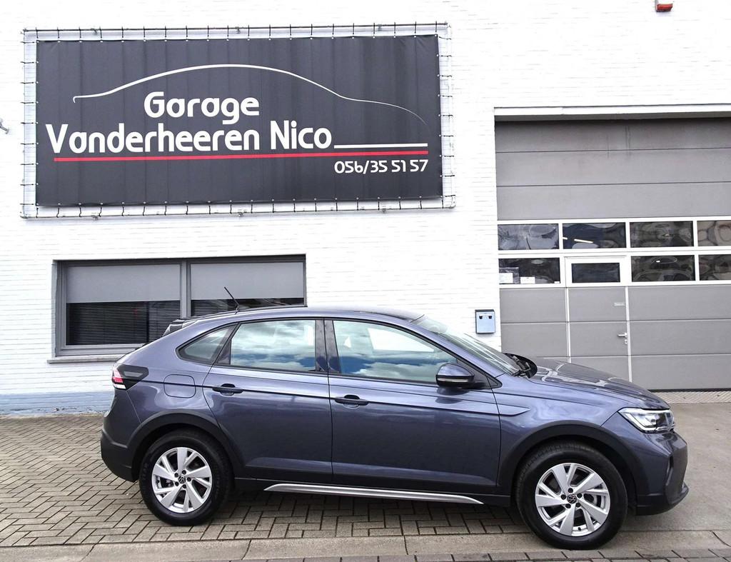 Volkswagen Taigo 1.0TSi Life VIRTUAL,FULL LED,CARPLAY,ADAPT, Autos, Volkswagen, 121 g/km, Argent ou Gris, Achat, Noir