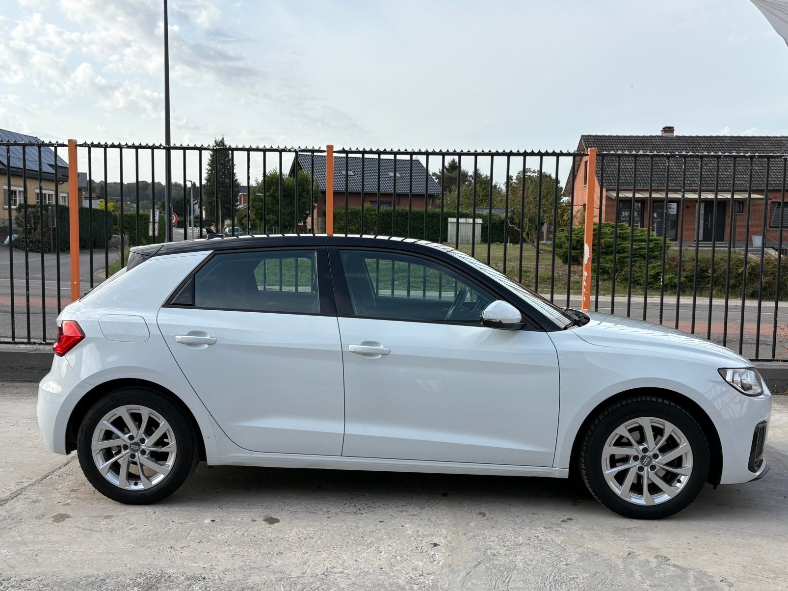 AUDI A1 SPORTBACK 30 TFSI ESSENCE 2019 S TRONIC 106 000KM, Autos, Achat, A1, Euro 6, Entreprise