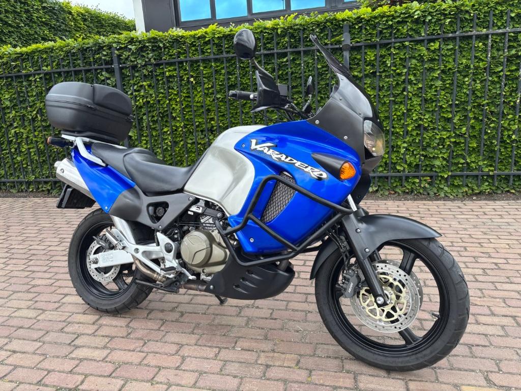 Honda Varadero 1000, Motoren, Motoren | Honda, Bedrijf, Toermotor, meer dan 35 kW, 2 cilinders, Motorrijbewijs A, Handgeschakeld
