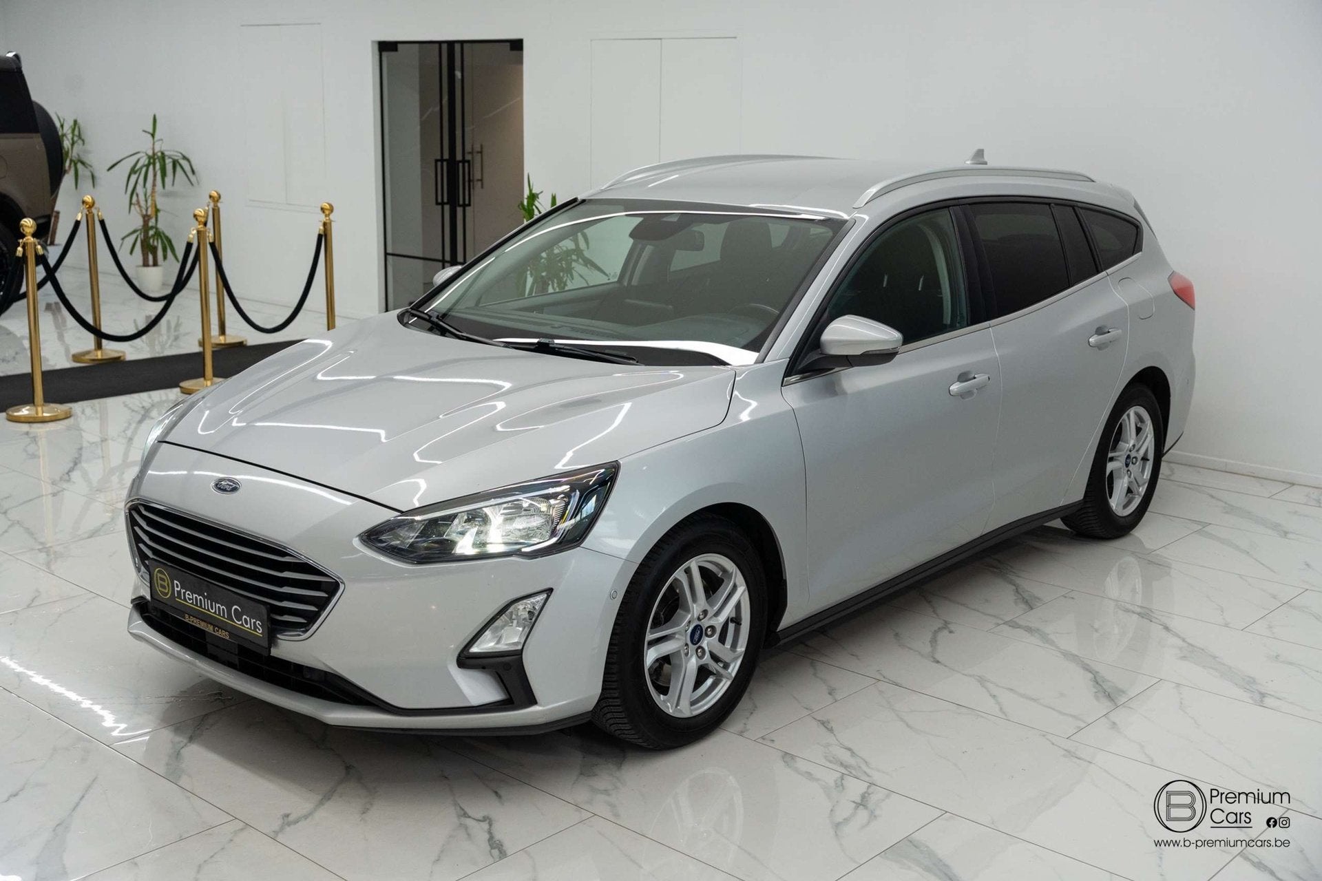 Ford Focus 1.5 lichte vracht! Automaat! Led, garantie, Acc!, Dealer onderhouden, Gebruikt, 4 cilinders, 120 pk