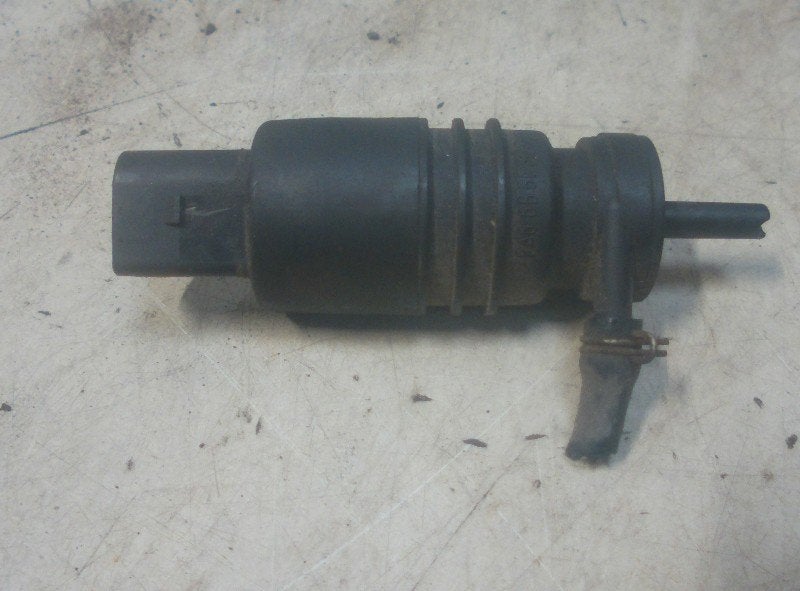 LAVE-GLACE POMPE AVANT Mercedes-Benz CLK (C208), Mercedes-Benz, Utilisé, Dialog.mb@mercedes-benz.com, Mercedes-Benz AG