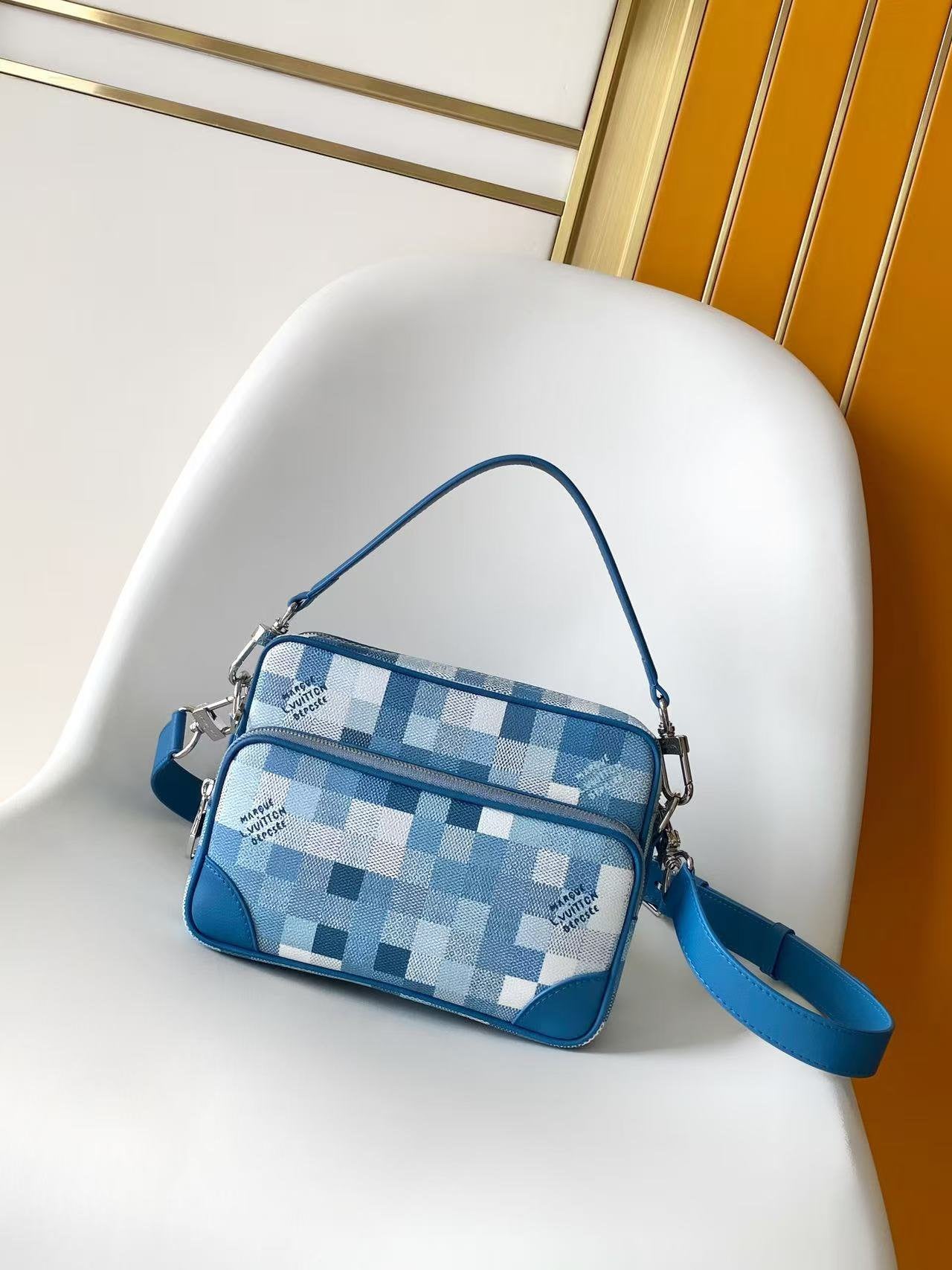 Nieuwe blauwe schoudertas / crossbody tas – stijlvolle print, Verzenden, Zo goed als nieuw