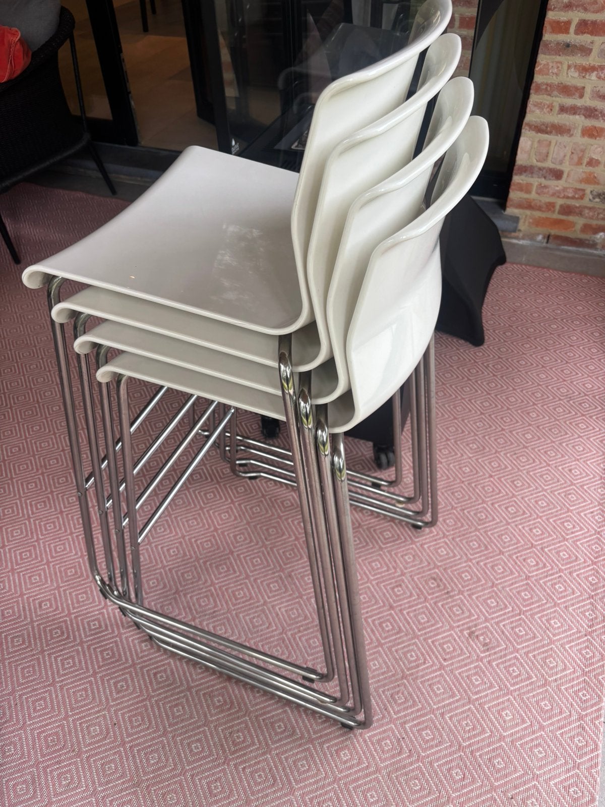 4 tabourets de bar Glenn Schoten Region, Maison & Meubles, 90 cm ou plus, 4 tabourets, Comme neuf, Synthétique