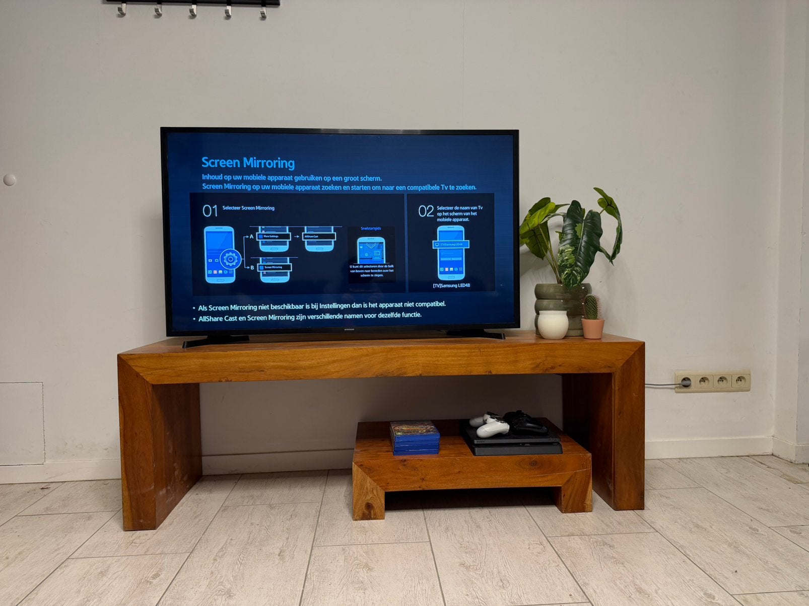 Massief teak tv meuvel en bijzettafel, Ophalen, 100 tot 150 cm, Teakhout, Zo goed als nieuw