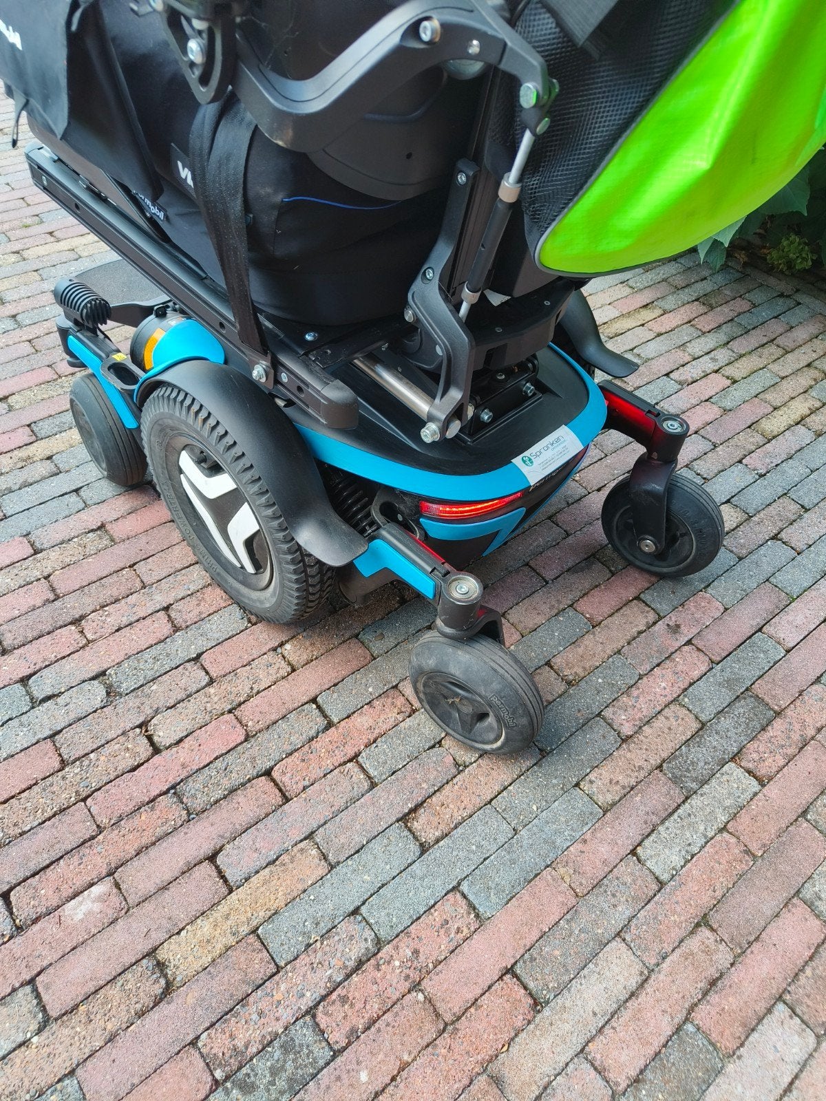 Permobil M3 electrische rolstoel met alle functies, Diversen, Ophalen, Zo goed als nieuw, Elektrische rolstoel