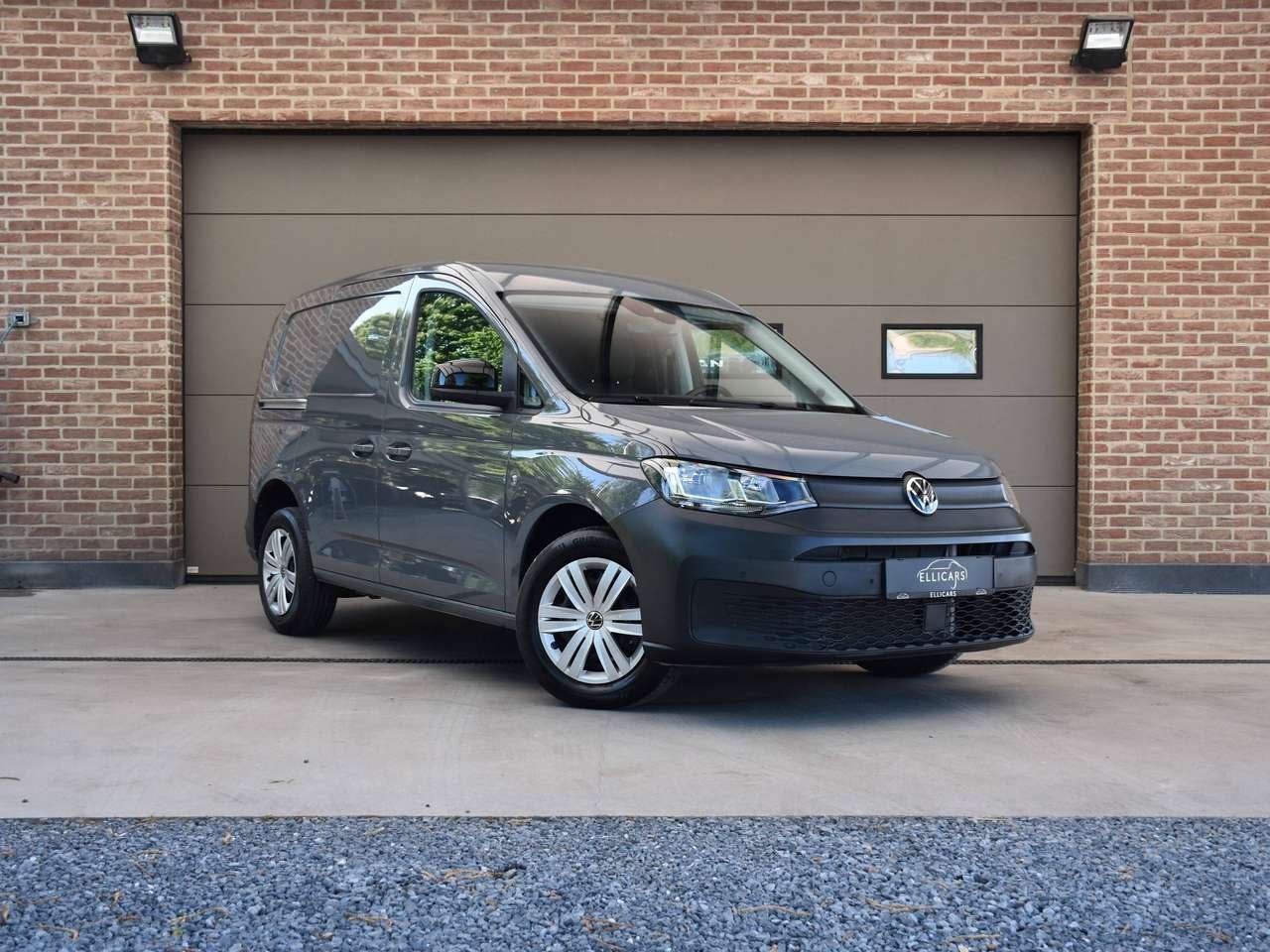 Volkswagen Caddy 2.0 TDI DSG LICHTE VRACHT / CARPLAY / CAME, Auto's, Zwart, https://public.car-pass.be/vhr/30adf5f3-0f6b-476c-82c7-74f6fee358c1