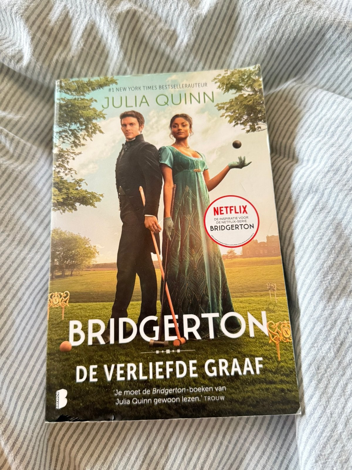 Julia Quinn - De verliefde graaf, Boeken, Ophalen of Verzenden, Julia Quinn