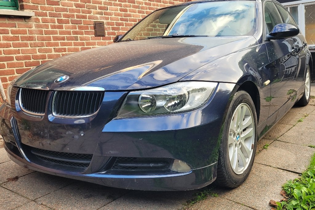 BMW 320i AIRCO LEDER euro 4 2005, Autos, Cuir, Entreprise, Boîte manuelle, https://public.car-pass.be/vhr/0b94411c-f94d-4158-a372-95ac5d9c9a4b