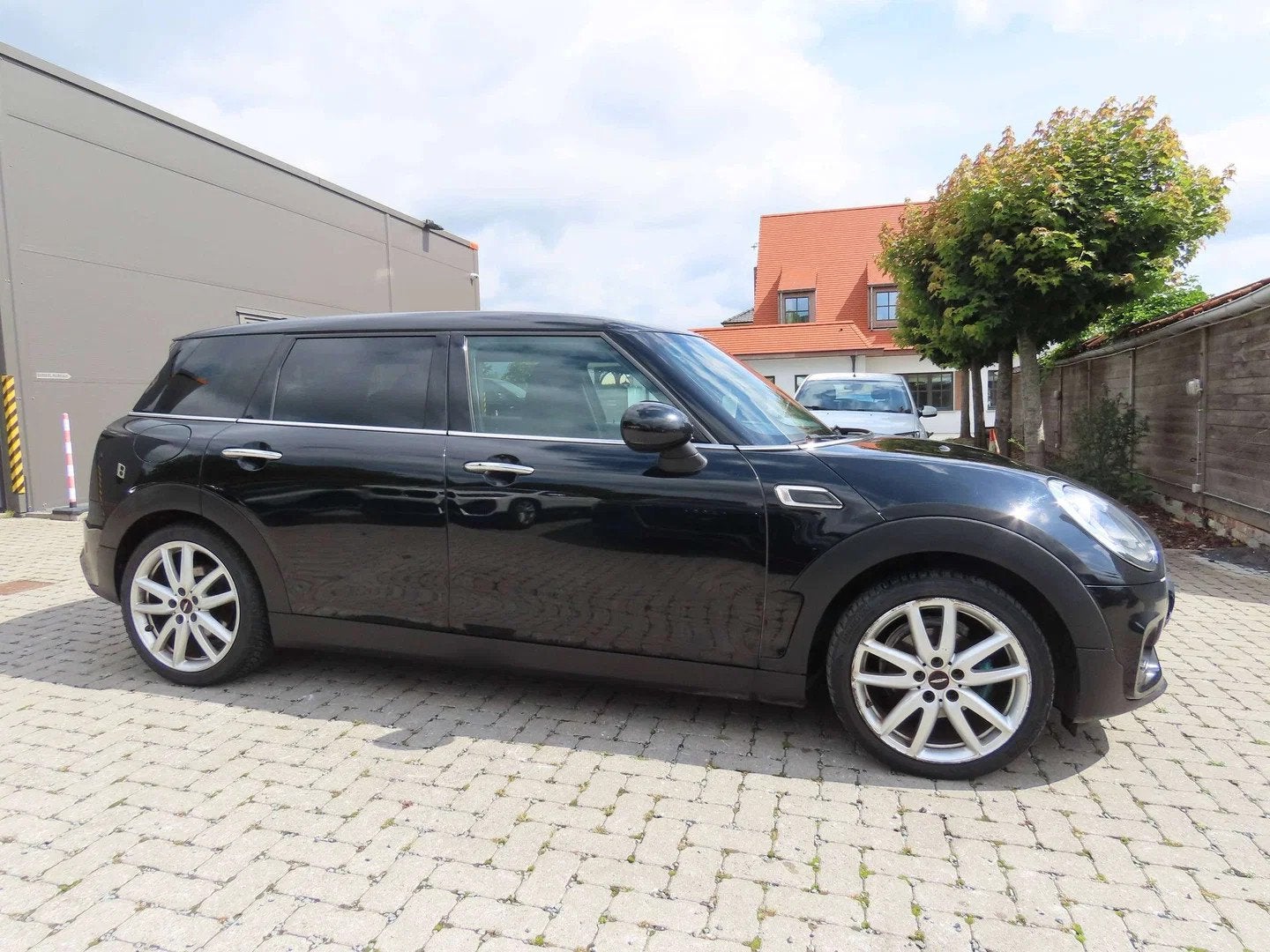 MINI Clubman One Mini Clubman 1.5 One OPF (EU6d-TEMP) COOPER, Auto's, https://public.car-pass.be/vhr/aade752e-b54a-4fdf-8f13-77fff895b770