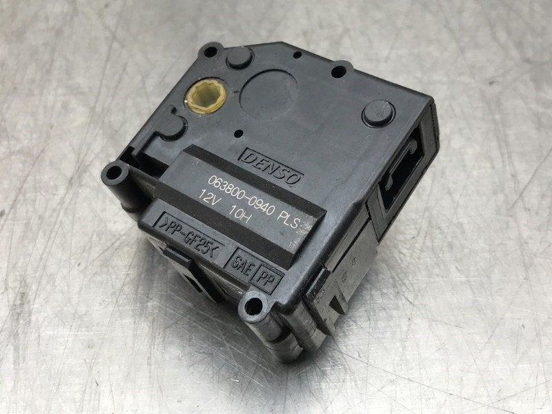 KACHELSTELMOTOR Lexus LS (F4) (|0638000940|), Gebruikt, Lexus