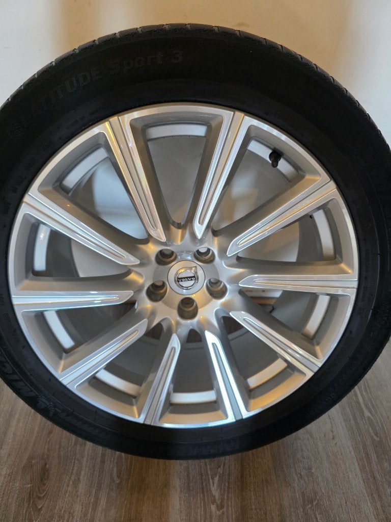 Volvo XC90 Inscription Velgen 20" Met Volvo Banden 4,5mm, Ophalen of Verzenden, Gebruikt, Volvo