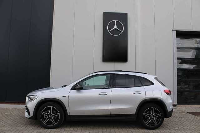 Mercedes-Benz GLA 250 e PHEV AMG-Line/Pano, Autos, Achat, Autres carburants, 158 kW, 5 places