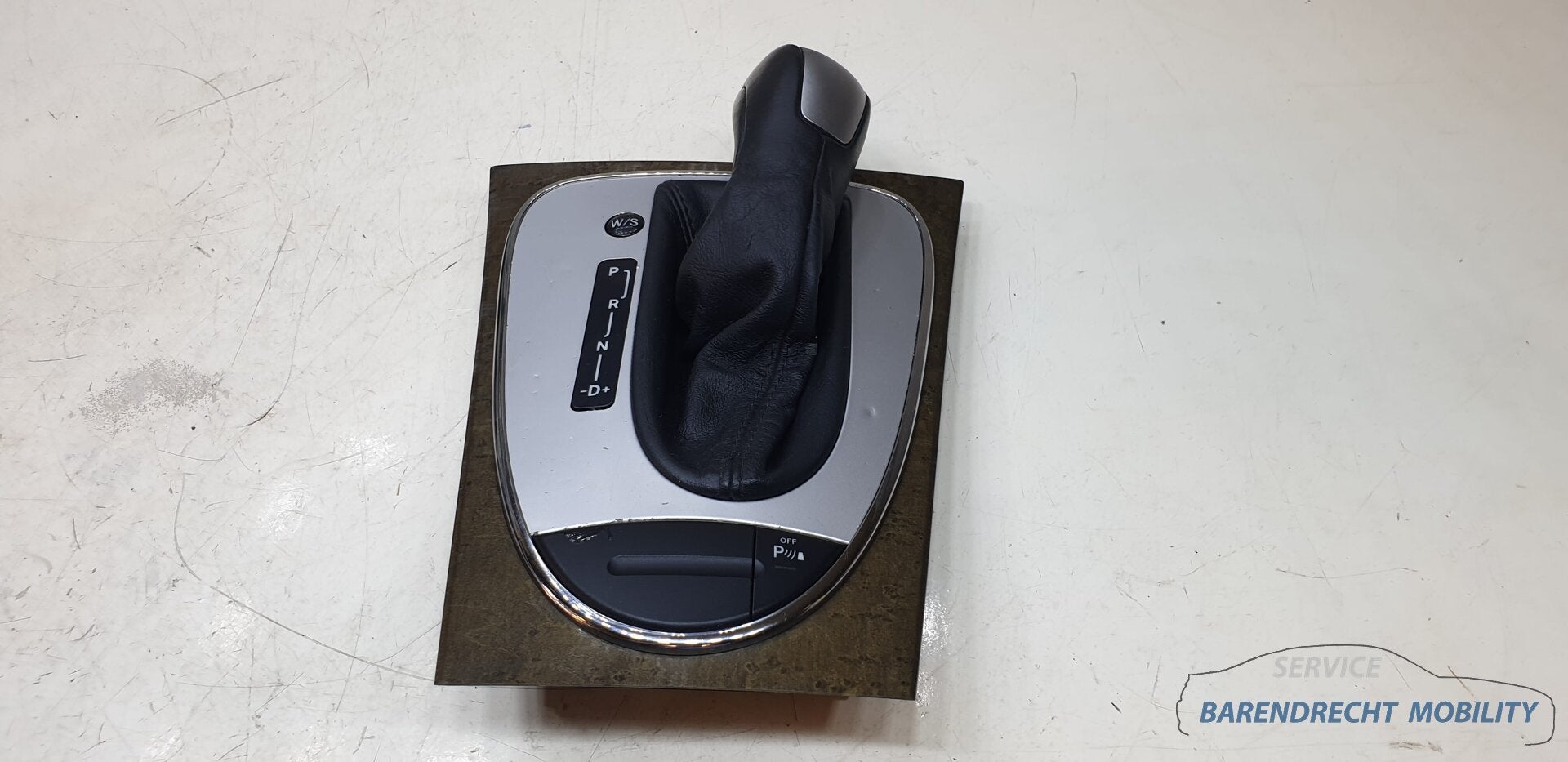Mercedes W211 S211 E Klasse Avantgarde pook knop pookknop A2, Mercedes-Benz AG, Mercedes-Benz, Utilisé, Mercedesstrasse 120
70372  Stuttgart, DE