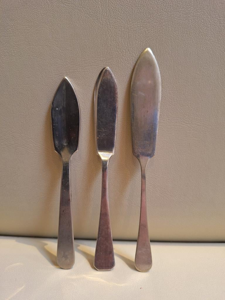 3 couteaux à beurre, Enlèvement ou Envoi