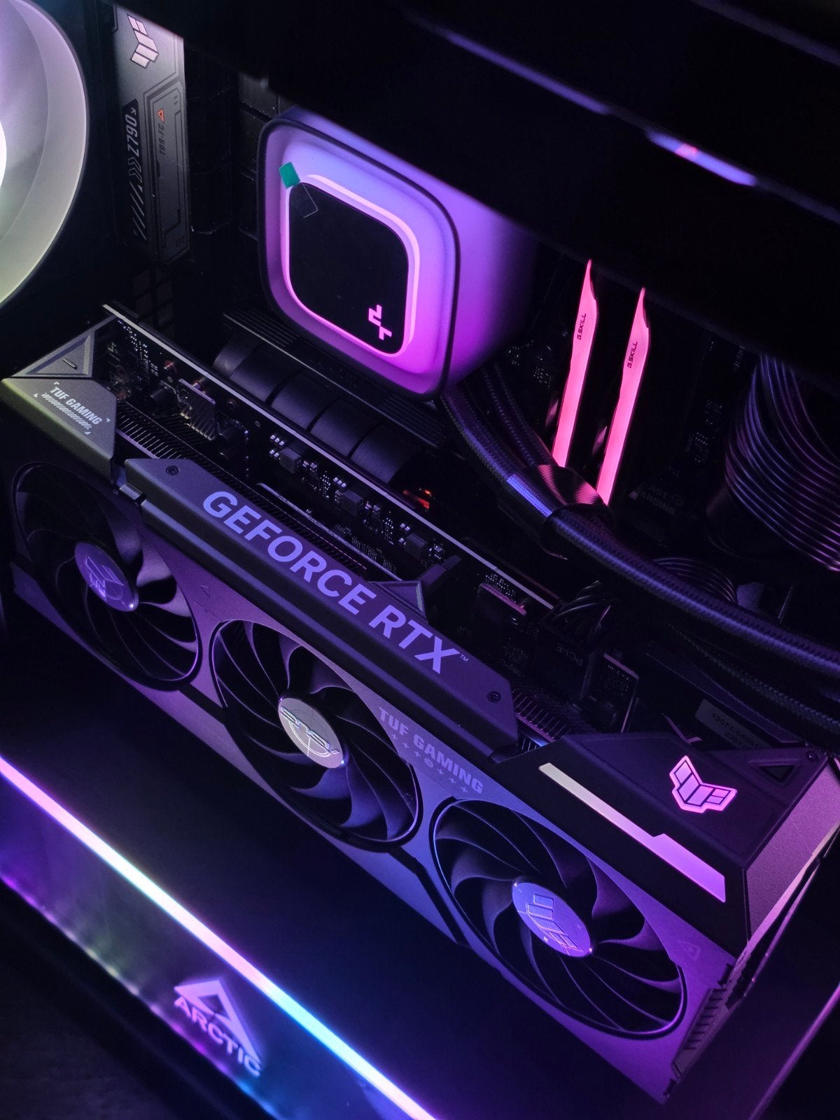 PC de jeu : Asus Tuf Arctic Combo DDR5 !, Informatique & Logiciels, Enlèvement ou Envoi