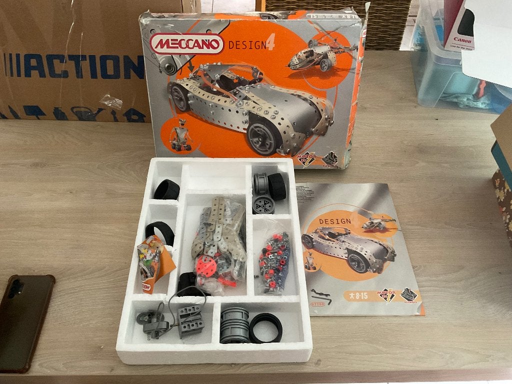 Meccano Design 4 gemotoriseerde doos, Kinderen en Baby's, Ophalen of Verzenden, Gebruikt