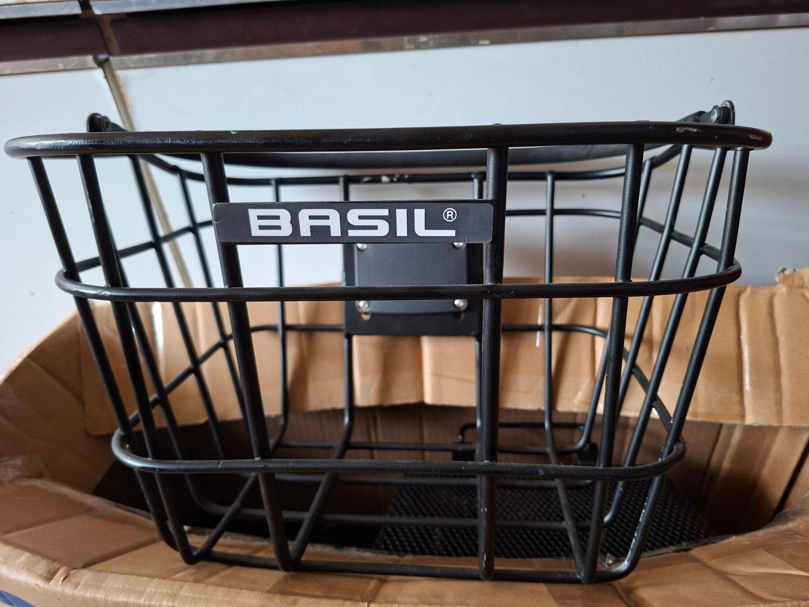 Basil fietsmand, Fietsen en Brommers, Fietsaccessoires | Fietsmanden, Ophalen of Verzenden, Nieuw, Fietsmand, Basil Mik