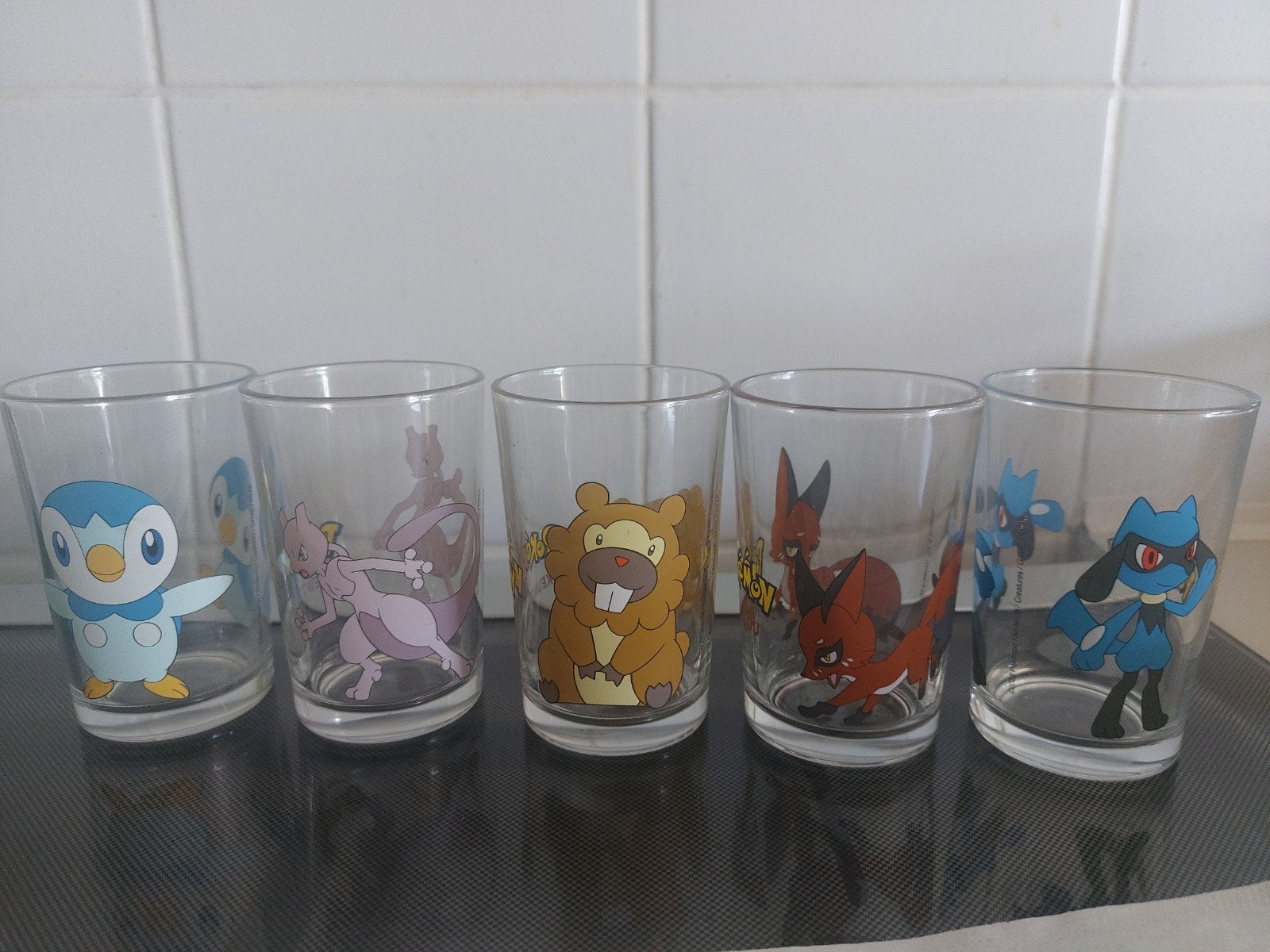 Verschillende verzamelglazen te koop, Ophalen