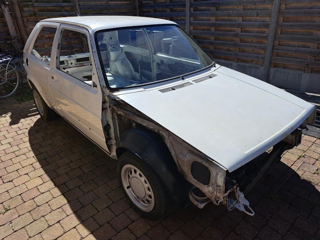 Golf 2 gti chassis met motor en papieren, Autos, Volkswagen, Particulier, Golf, Essence, Boîte manuelle, Blanc, Enlèvement
