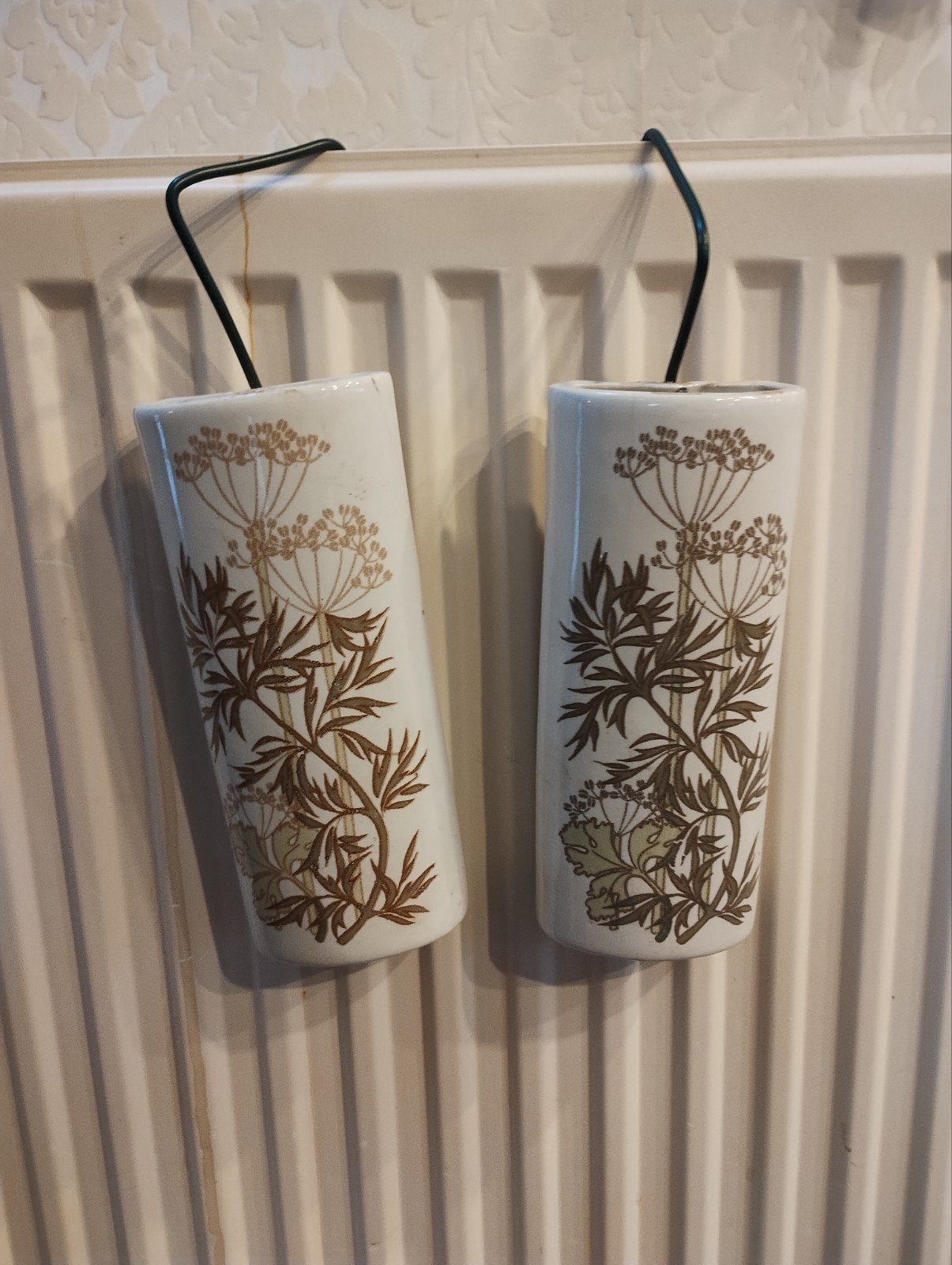 vintage keramieken radiatorbakje, Ophalen