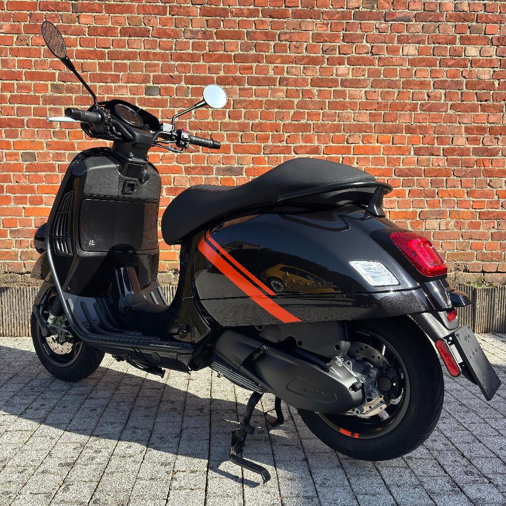 NIEUWE Vespa GTV 300 STOCKPROMO €700, Motoren, 300 cc, Bedrijf, Minimaal motorrijbewijs A2, 1 cilinder