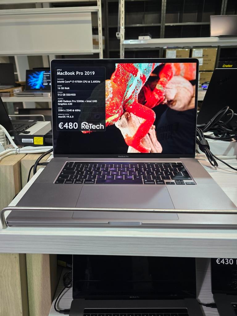 ​ GEWELDIGE AANBIEDING! 
​MacBook Pro 2019 - 16 inch, Computers en Software, Macbook Apple, Ophalen of Verzenden, Zo goed als nieuw