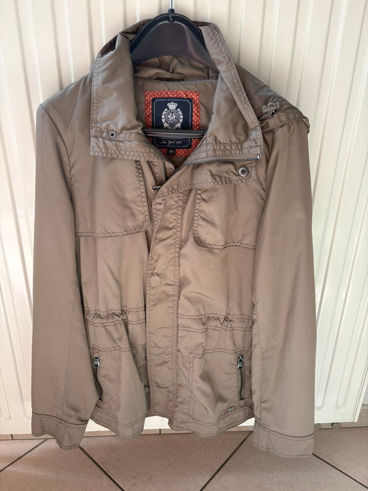 McGregor damesjas, mt 34/XS, taupe kleur, perfecte staat, Ophalen of Verzenden, Zo goed als nieuw, Maat 34 (XS) of kleiner