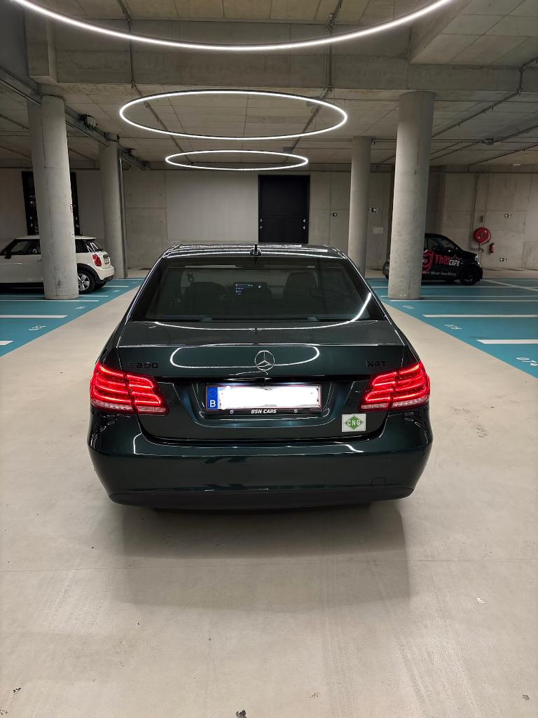 Mercedes E200 NGD/ Benzine, Autos, Cuir, Automatique, Particulier, Vert