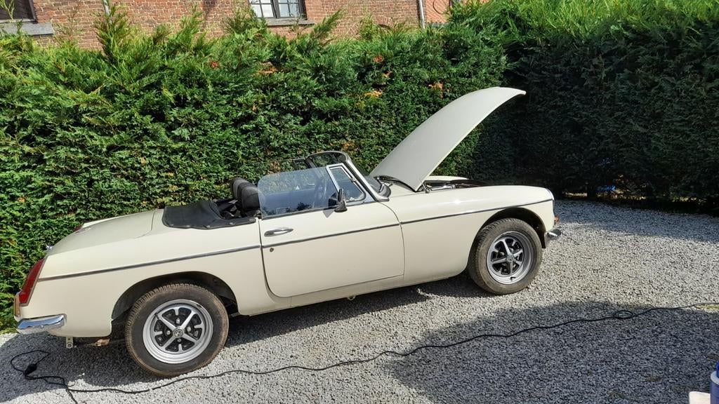 Mgb 1976