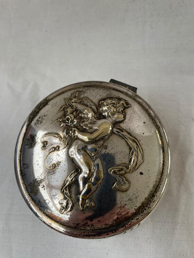 grote antieken poederdoos Putto reliëf, Ophalen of Verzenden