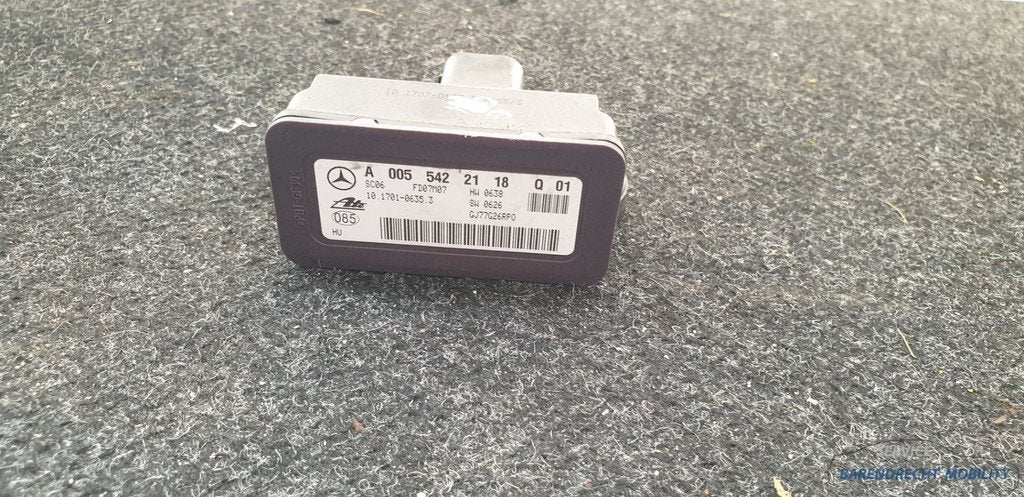 ESP YAW draaihoek sensor Mercedes SLK R171 C-klasse 00554221, Gebruikt, Mercedes-Benz AG, Mercedes-Benz, Mercedesstrasse 120
70372  Stuttgart, DE
