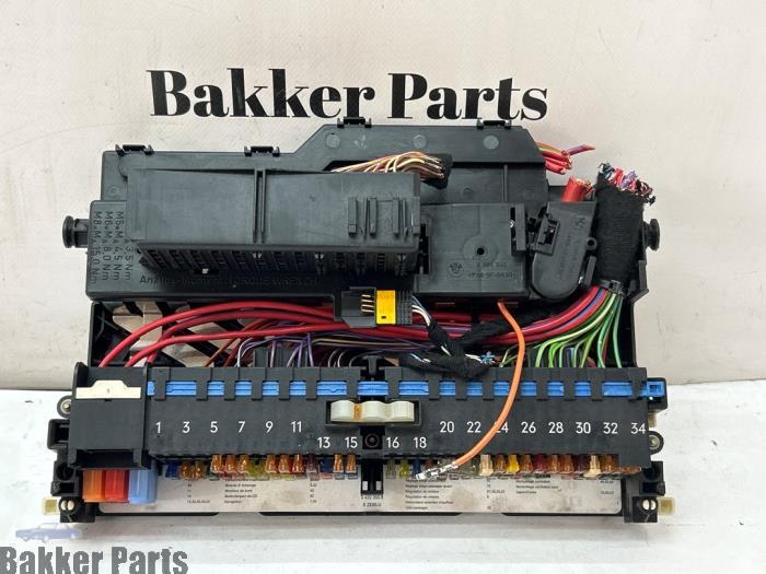 Boîte à fusibles d'un BMW X3, -, -, 3 mois de garantie, Utilisé